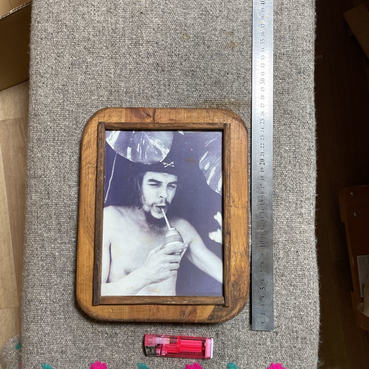 【お値下げ】【送料無料】チェゲバラ Che Guevara キューバ 木製 フォトフレーム