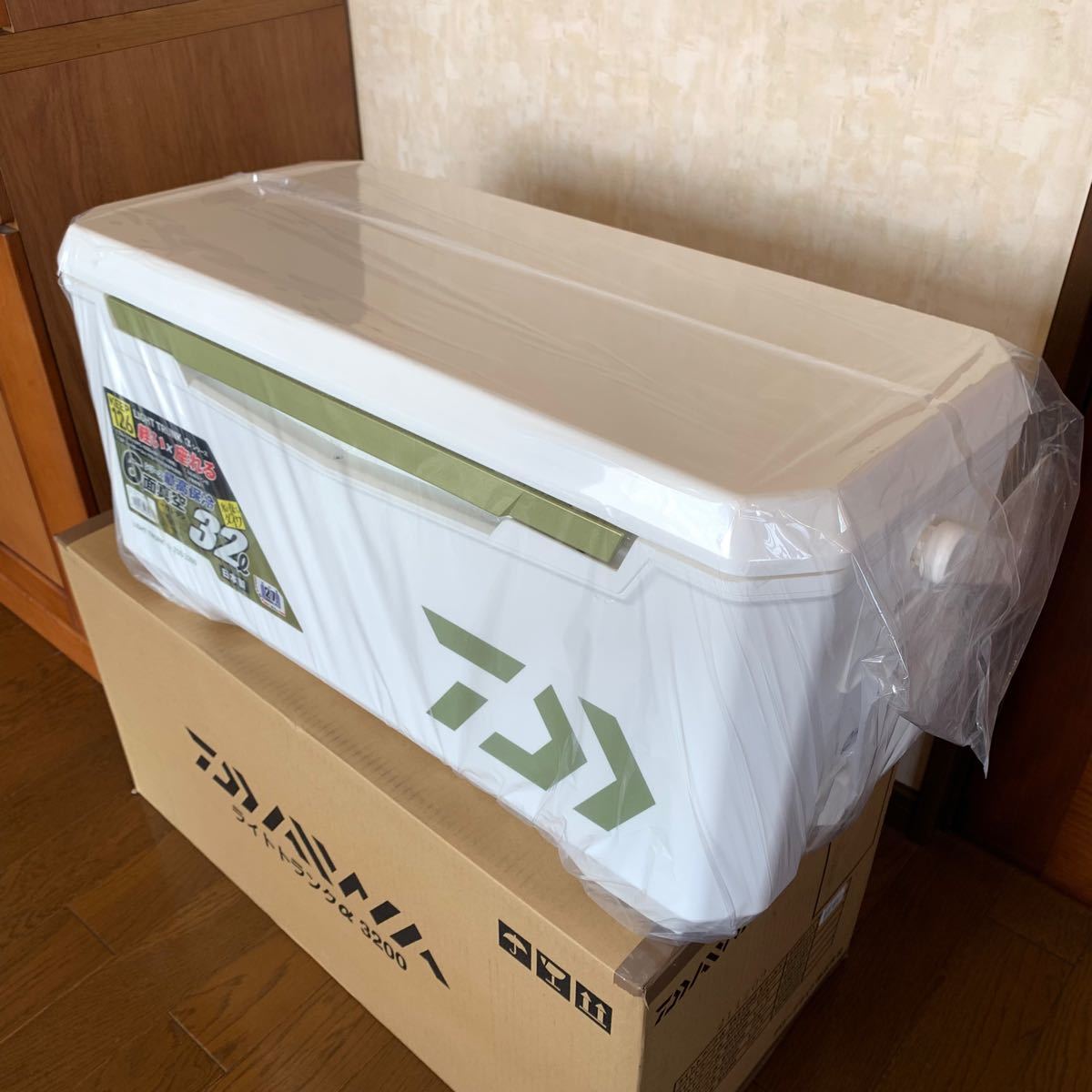 新品】 ライトトランクα ZSS3200 ダイワ DAIWA クーラーボックス | www
