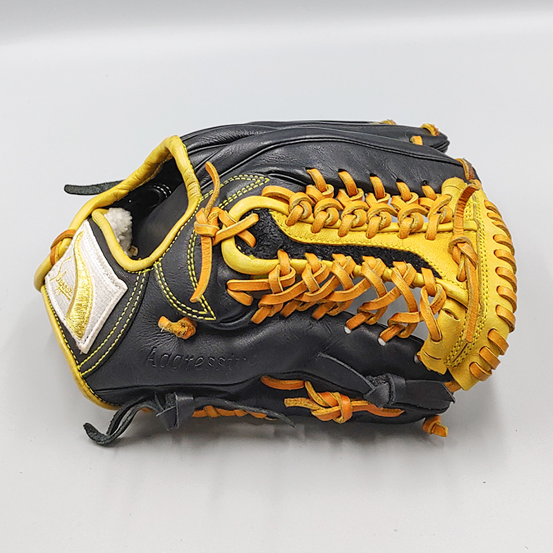 10112円 【お買得】 スラッガー 軟式グローブ 内野手 型付け済 WE311 10112円 【お買得】 スラッガー 軟式グローブ 内野手 型付け済 WE311