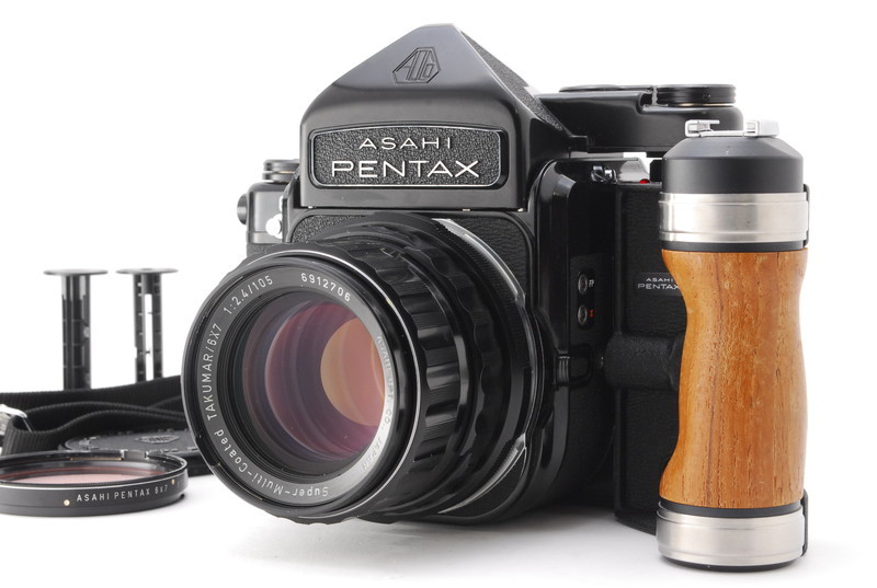 輝い PENTAX 専用ケース付き 1:2.4/105 TAKUMAR 6x7 フィルムカメラ