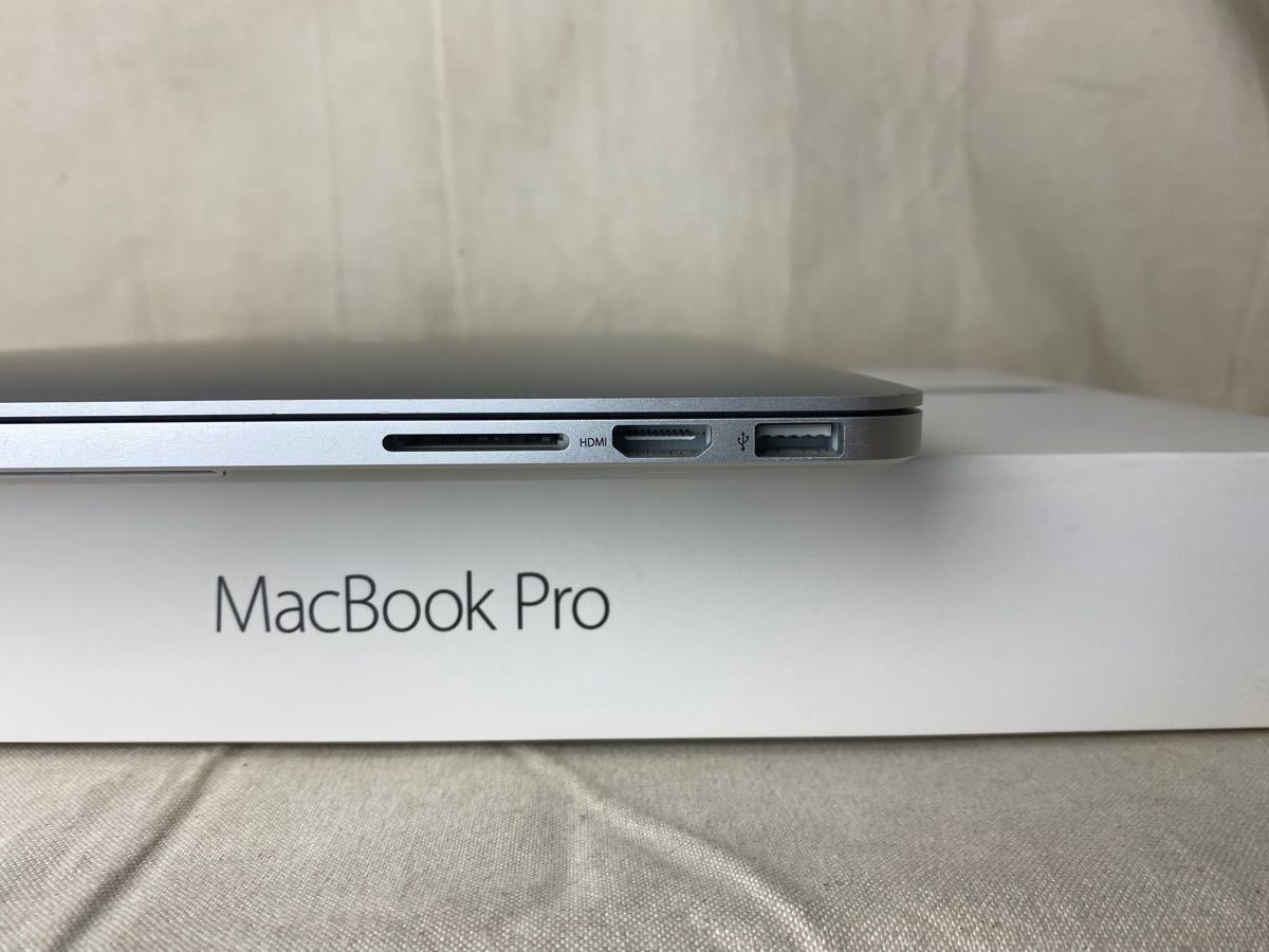 美品 MacBook Pro (Retina 15-inch Mid 2015) 初期化済 バッテリー交換済 保証 & おまけ付き