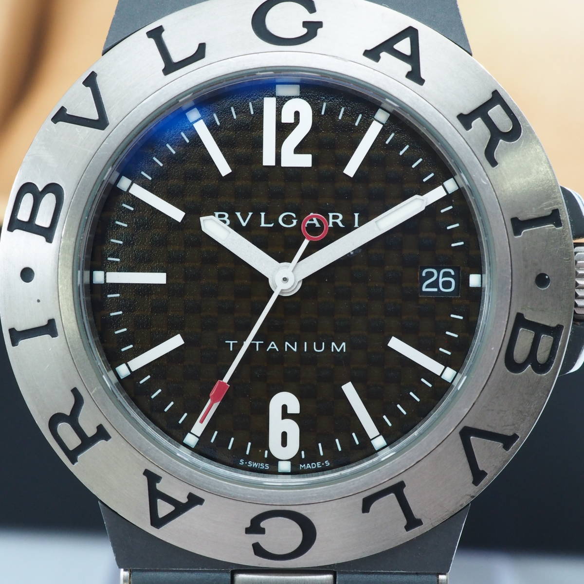 ブルガリ ディアゴノ チタニウム TI 38 TA BVLGARI TITANIUM デイト 自動巻 カーボン メンズ 男性 腕時計[L1992]ZF1  的詳細資料 | YAHOO!拍賣代標 | FROM JAPAN