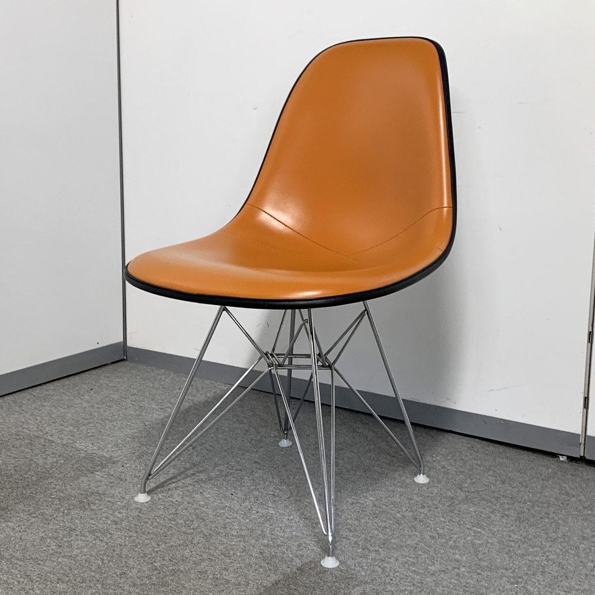 ◇【HermanMiller】サイドシェルチェア /ナウガレザー FRP エッフェル