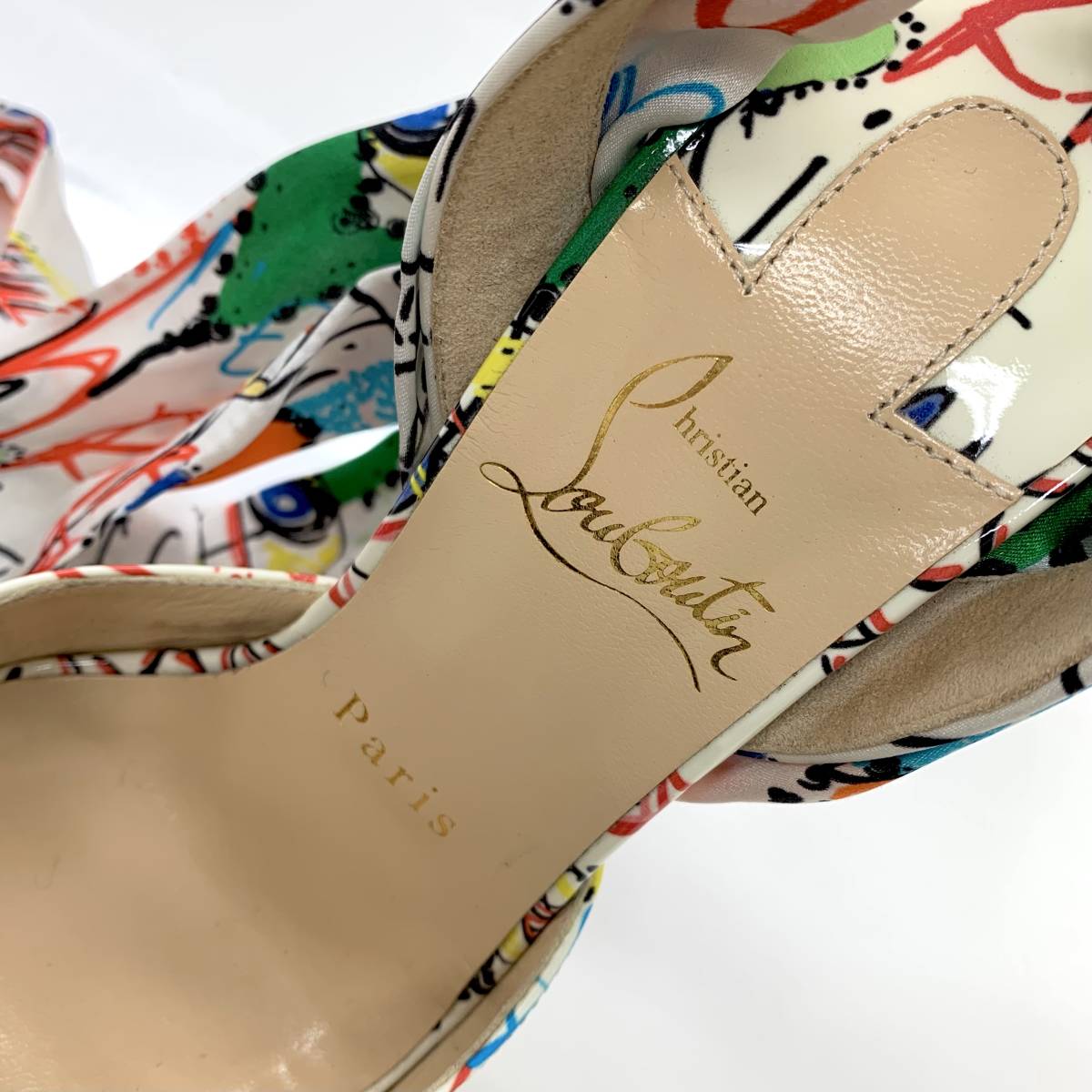 2894 クリスチャンルブタン パテントレザー スカーフ オープントゥ