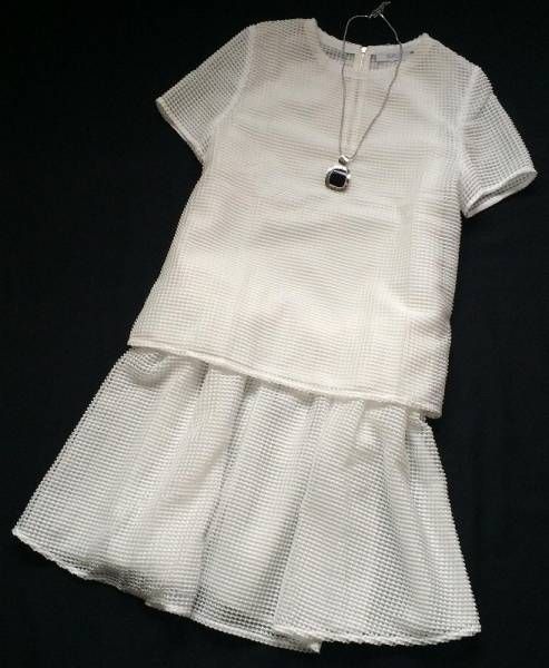  body dressing * white two piece 38M