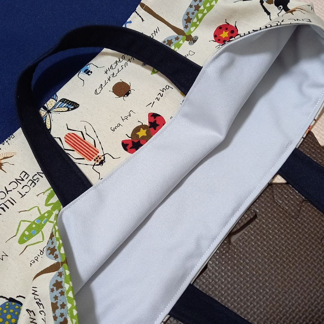 ちびにゃん様専用です!【ハンドメイド】レッスンバッグ 上靴入れ 上履き入れ 絵本バッグ 昆虫 カブトムシ 絵本バッグ 2点セット