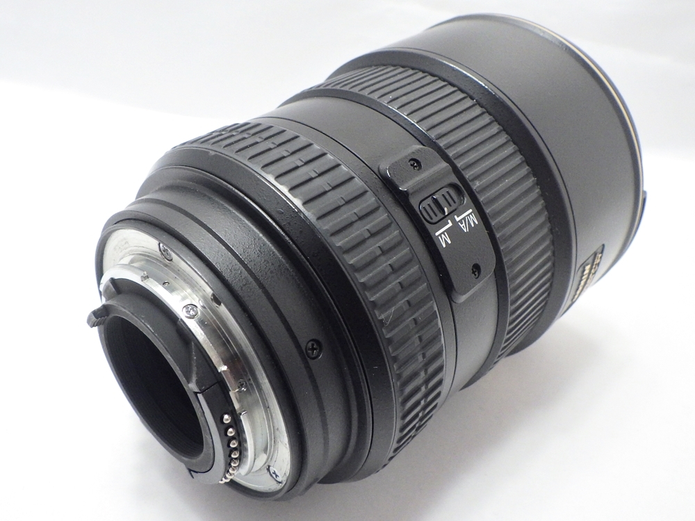 22-754【中古品】Nikon ニコン 大口径ズームレンズ AF-S DX Zoom-Nikkor 17-55mm f/2.8G IF-ED ニコンDX レンズフード・レンズプロテクター_画像3