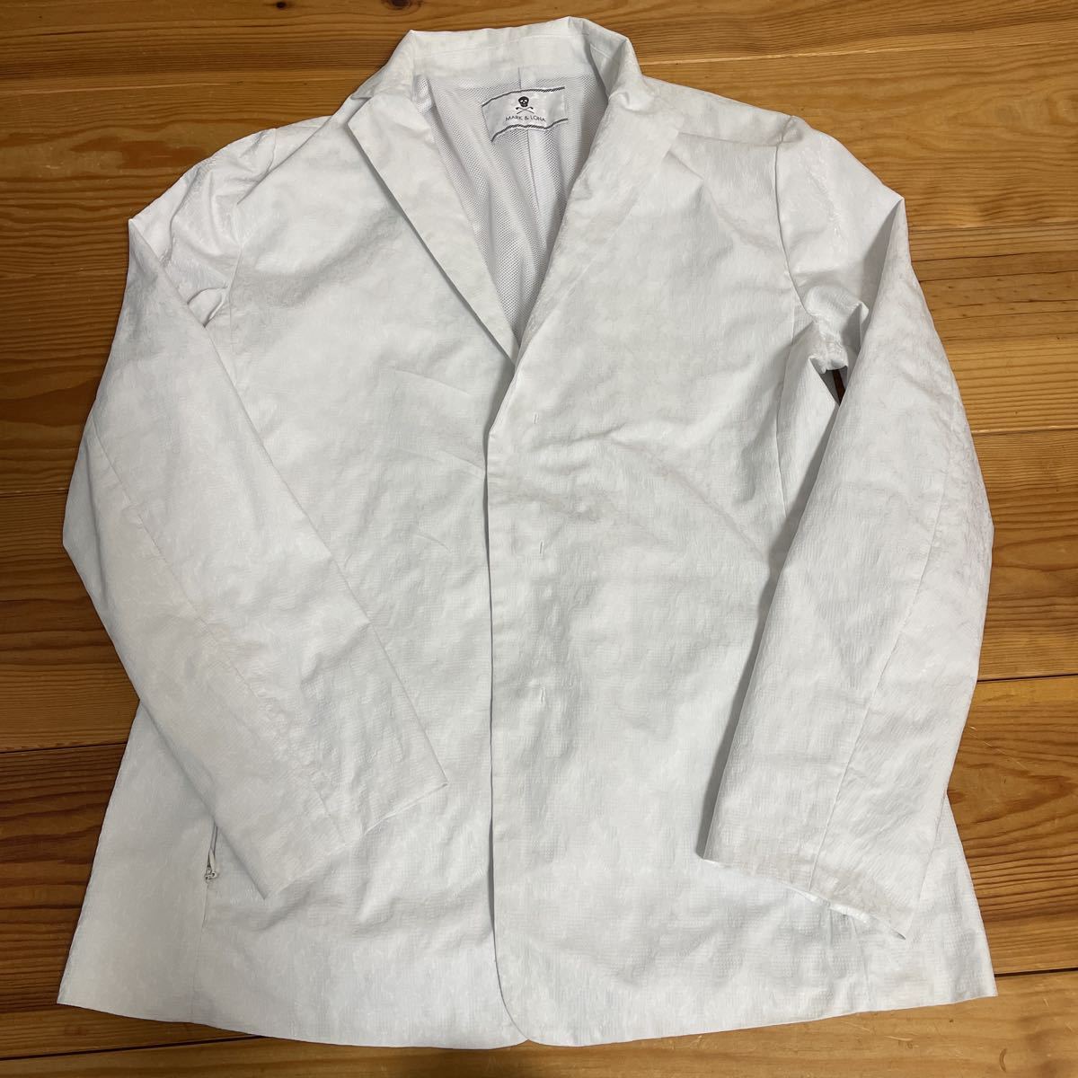 【新発売】 MARK&LONA テーラードジャケット　春夏用　メンズ M ホワイト　ポロシャツも出品してます。 パーリーゲイツ