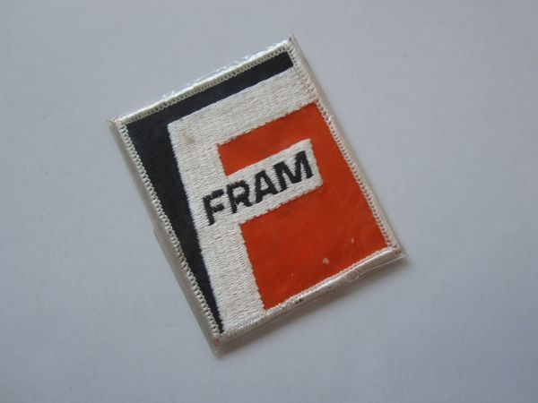 ビンテージ FRAM フラム メーカー パーツ オイル ロゴ ワッペン/ 刺繍 ステッカー F1 自動車 バイク レーシング 112_画像1