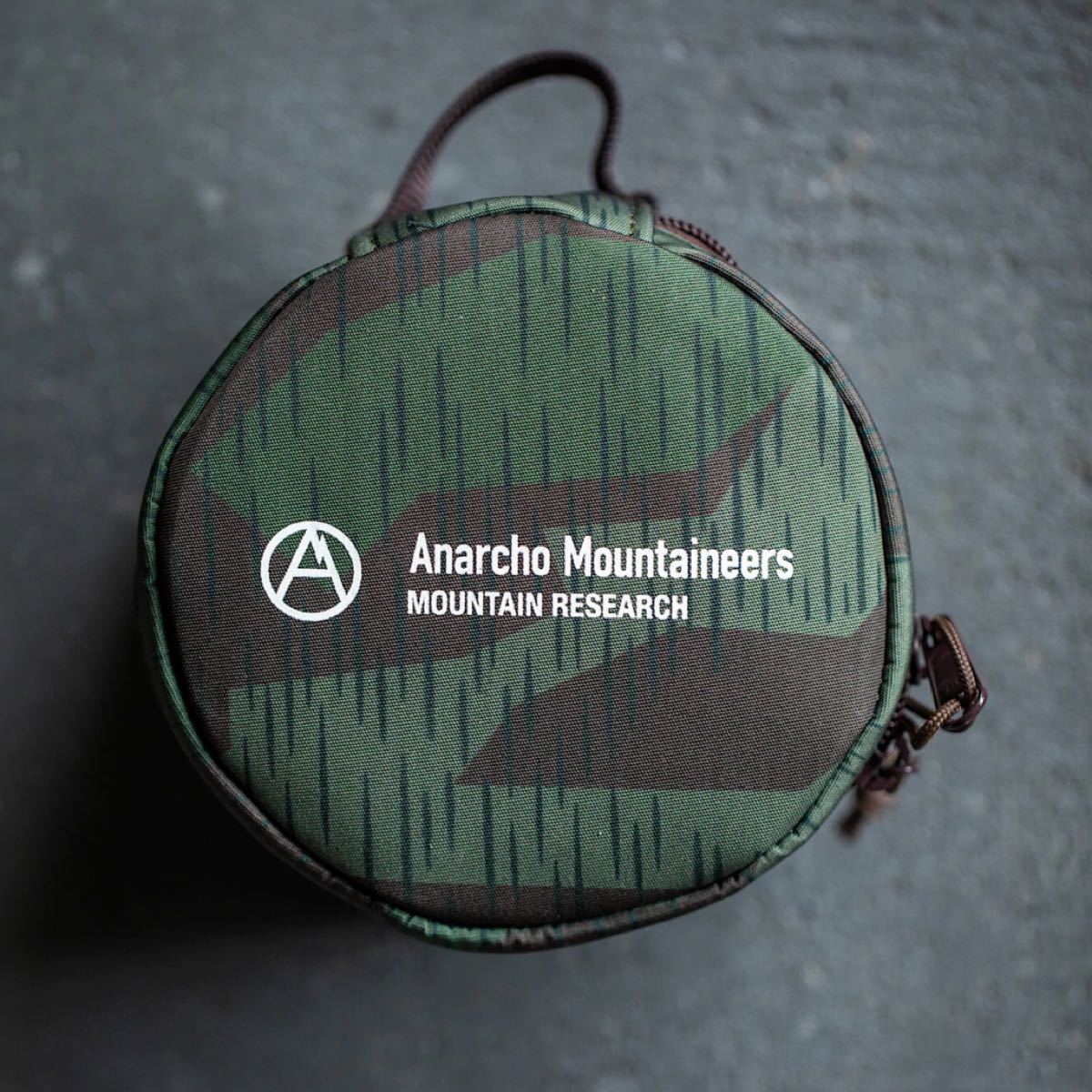 【Mountain Research】A.C. Case (Round)