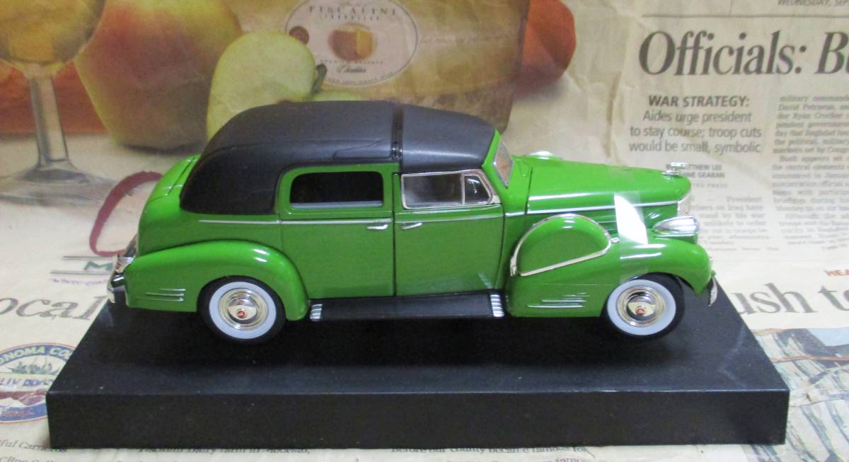 * rare out of print *Signature Models*1/32*1938 Cadillac Fleetwood green ≠ Franklin Mint 