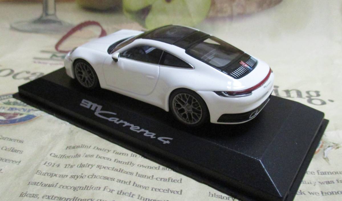 ☆レア絶版*ディーラー限定*Minichamps PMA*1/43*Porsche 911 (992