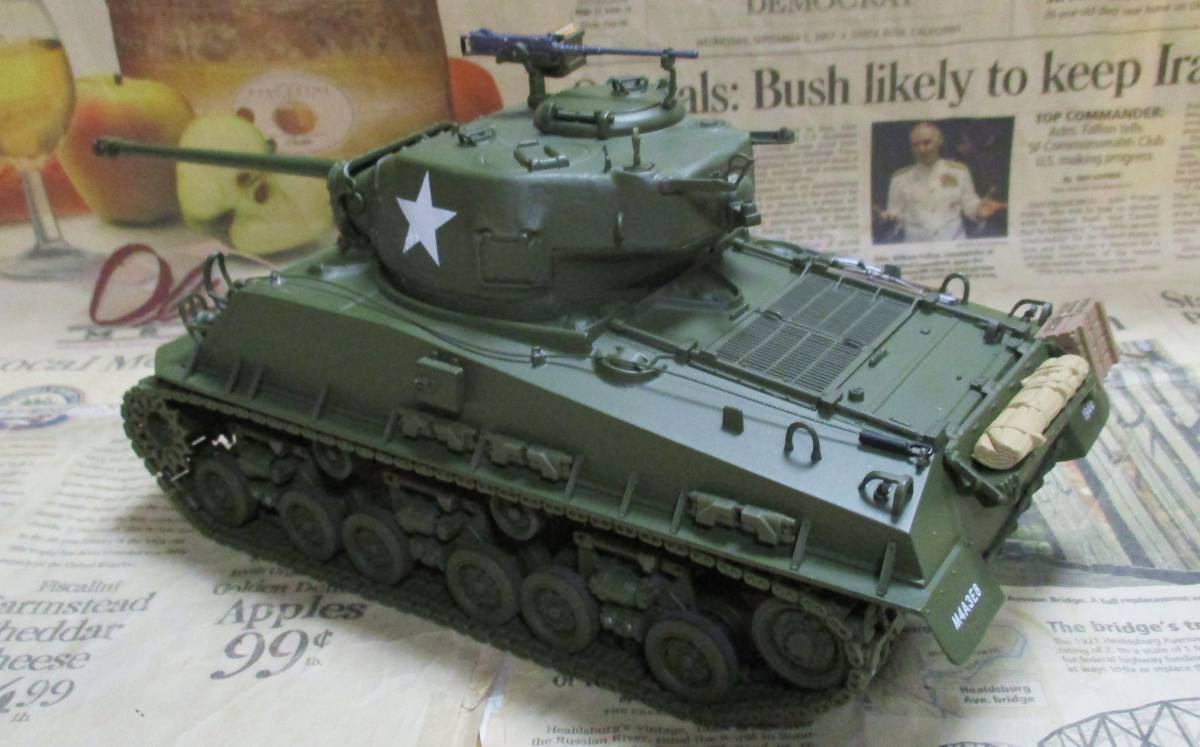 * ultra rare out of print * Franklin Mint *1/24*George S. Patton\'s M4-A3 Sherman Tank - US Army* pad n. army * no. 2 next world large war 