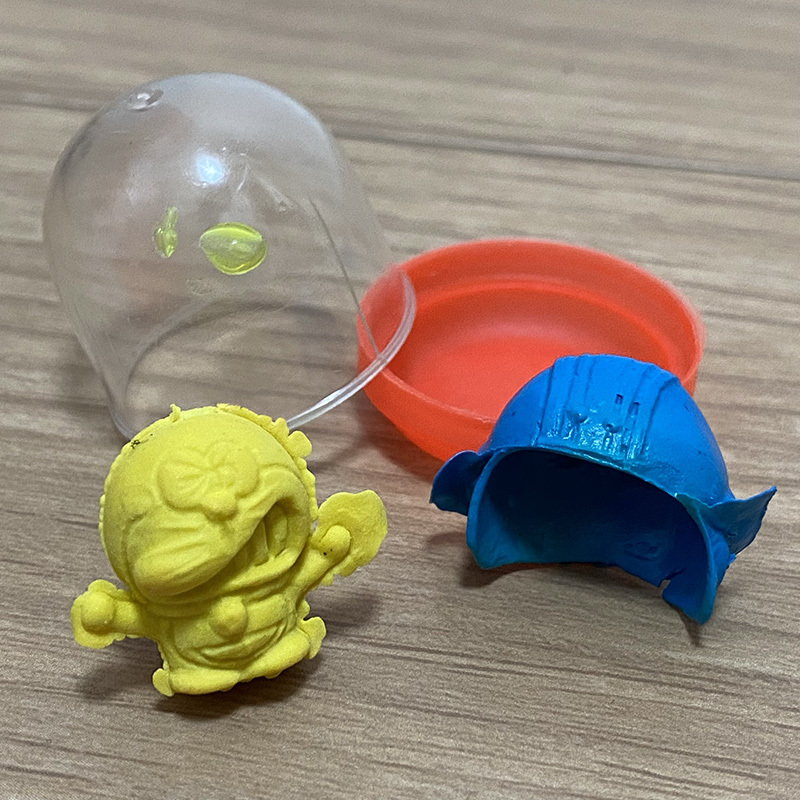 昭和レトロ☆20円ガチャガチャ中身入りカプセル大量まとめ 昭和レトロ☆20円ガチャガチャ中身入りカプセル大量まとめ