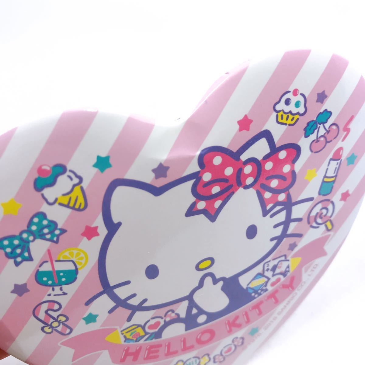 キティ【Hello Kitty】BIGハート 缶バッジ サンリオ Sanrio 缶バッヂ_画像3