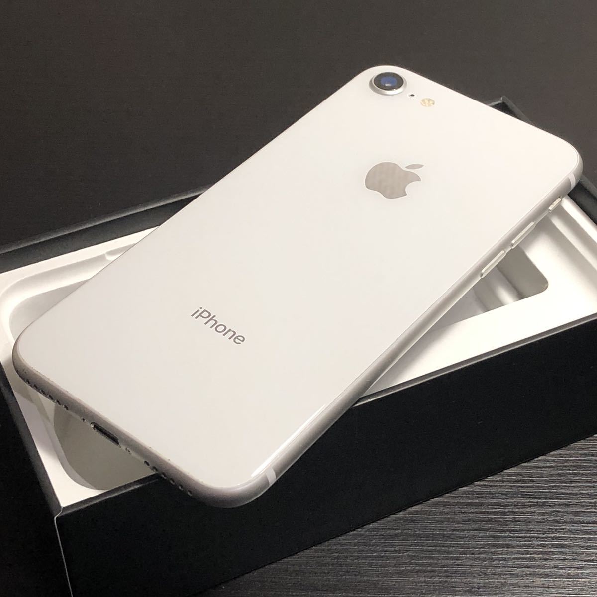 美品】Apple｜iPhone 64gb｜SIMフリー｜シルバー｜バッテリー容量94%｜動作確認済｜格安SIM利用可｜速達発送可｜コスパ○ 