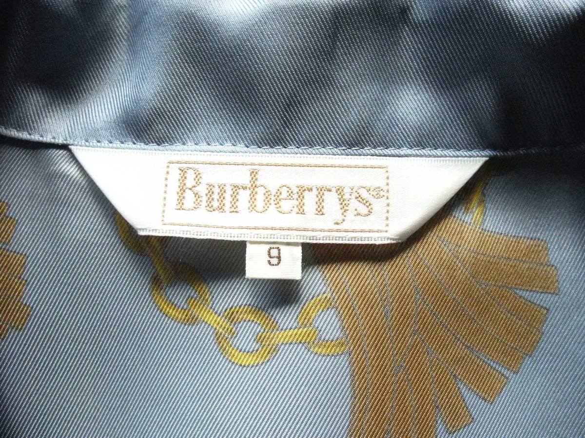 Burberrys　バーバリー　ビンテージ　総柄　長袖 シャツ ブラウス　レディース　サイズ9　スカーフ柄　ブルー　ポリエステル　金ボタン柄_画像5