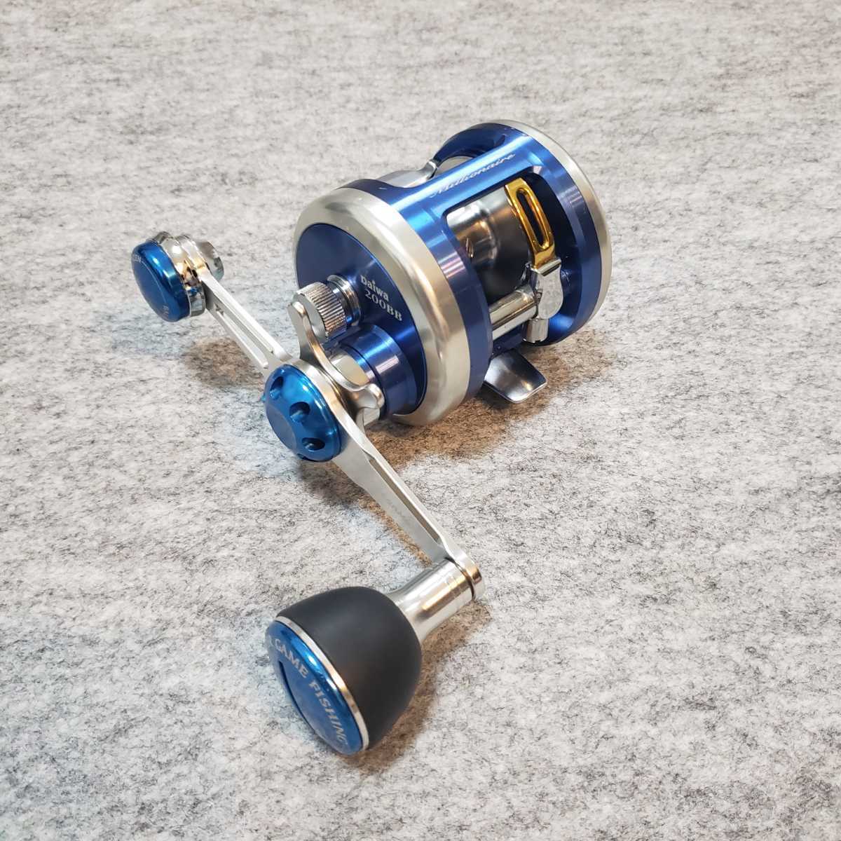 即決 美品☆DAIWA ダイワ ミリオネア 200BB☆SOM仕様 右巻き