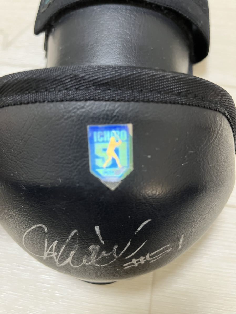  rare ichi low 2002 year elbow guard official war real used * with autograph saw .. equipped .!!