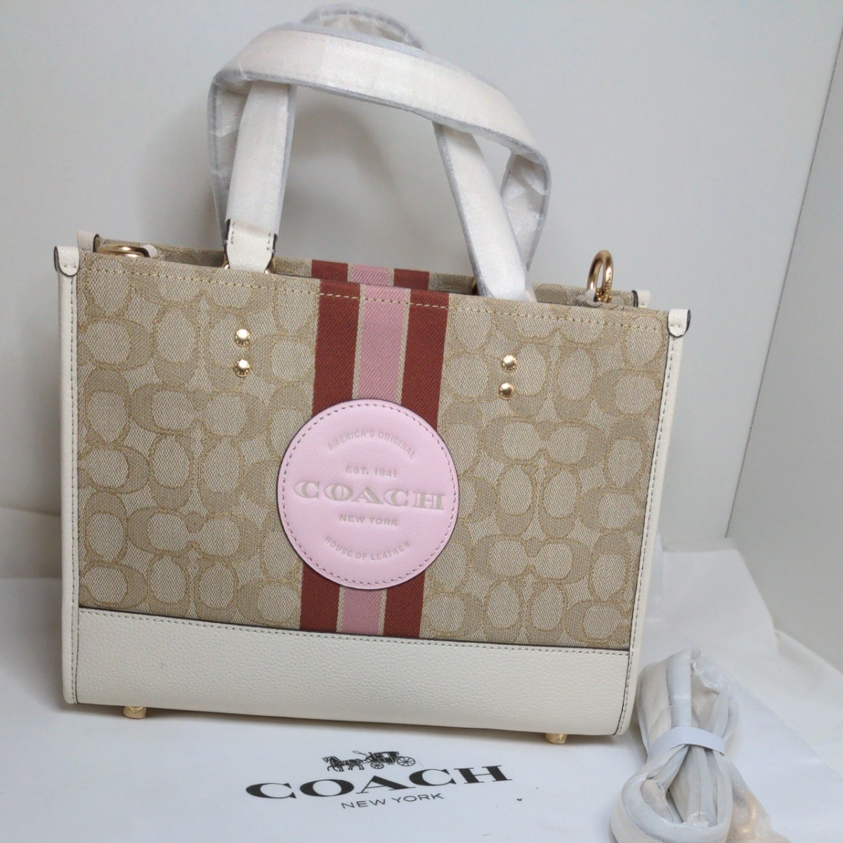 話題の人気 COACH コーチ ショルダーバッグ ホワイト ベージュ ピンク