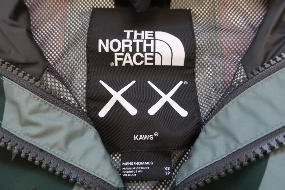 Yahoo!オークション - (XS)KAWS x The North Face Retro 1986 Yahoo!オークション - (XS)KAWS x The North Face Retro 1986