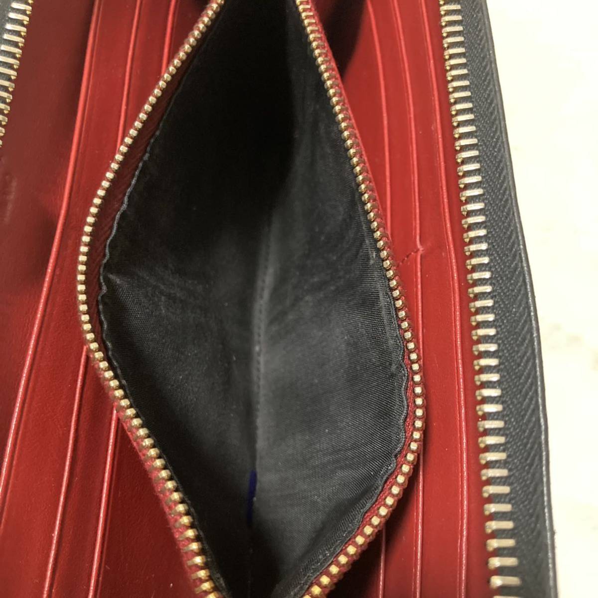確実正規品】PRADA プラダ 長財布 箱付き ギャランティカード 確実正規品】PRADA プラダ 長財布 箱付き ギャランティカード