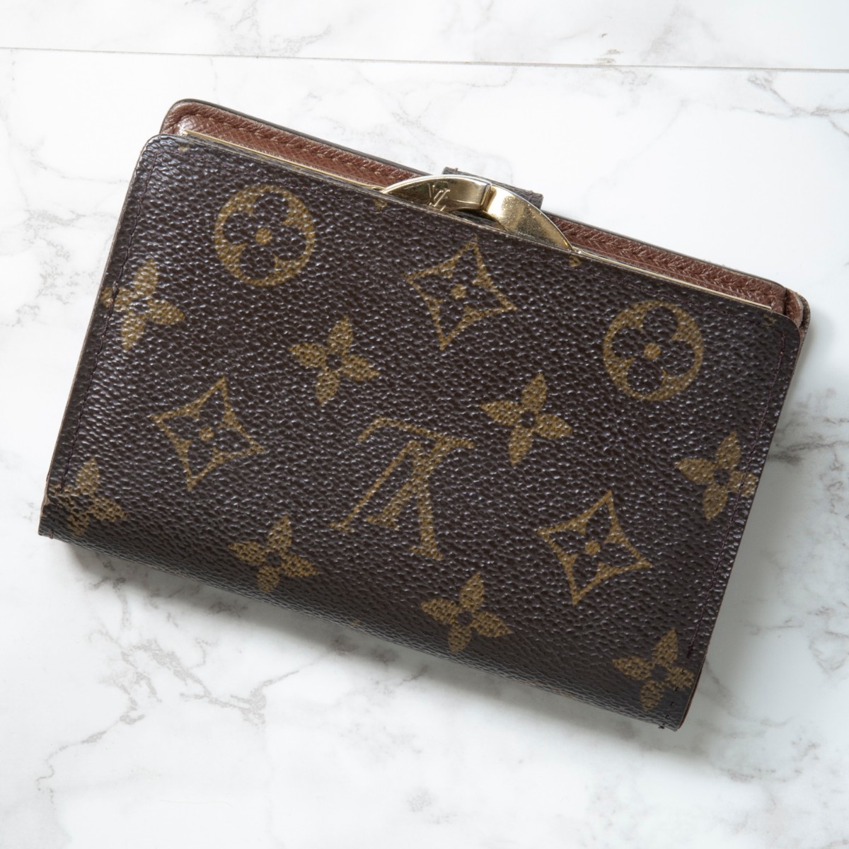 【美品】Louis Vuitton(ルイヴィトン) がま口2つ折り財布モノグラム M61674 ポルトフォイユヴィエノワ ヴィトン