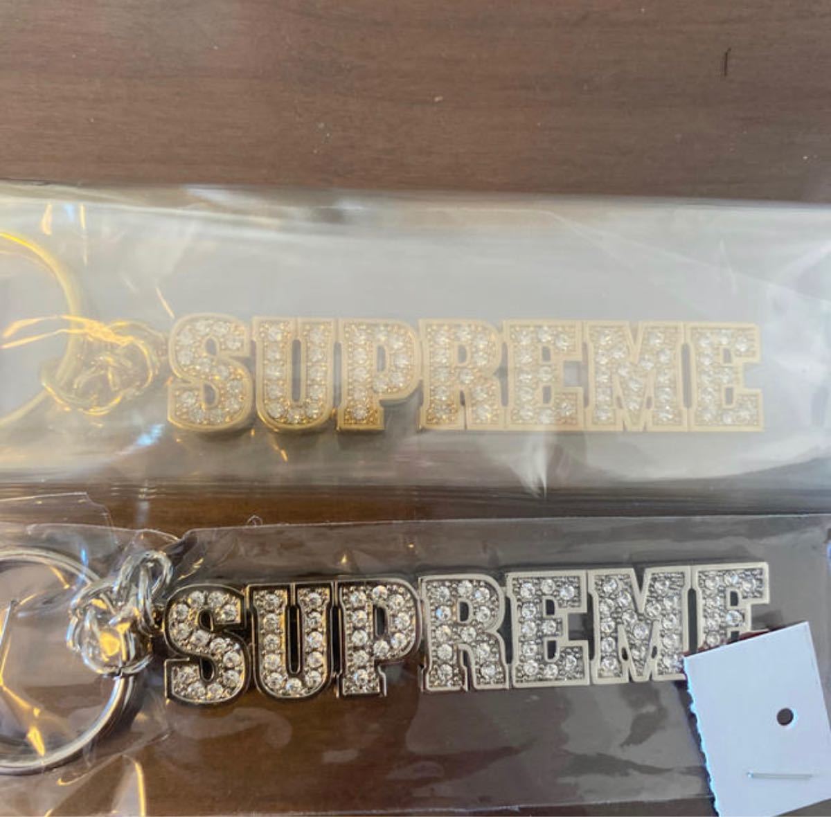 supreme キーホルダー　キーチェーン　金　銀