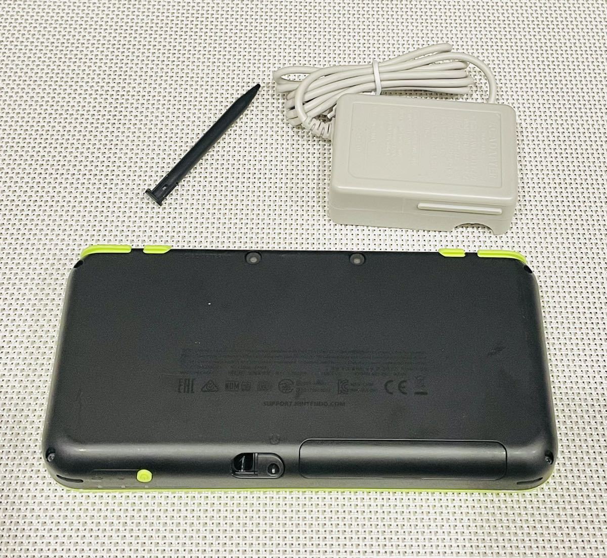 newニンテンドー2DSLL ライムブラック 本体動作品 送料無料 任天堂