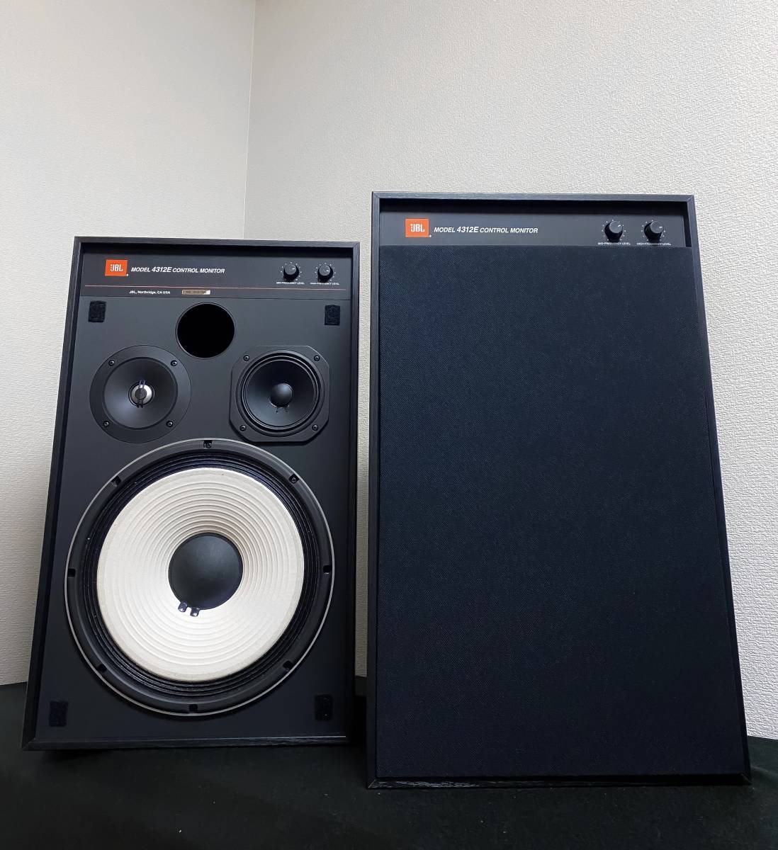 JBL 4312E BK スタジオモニタースピーカーペア-