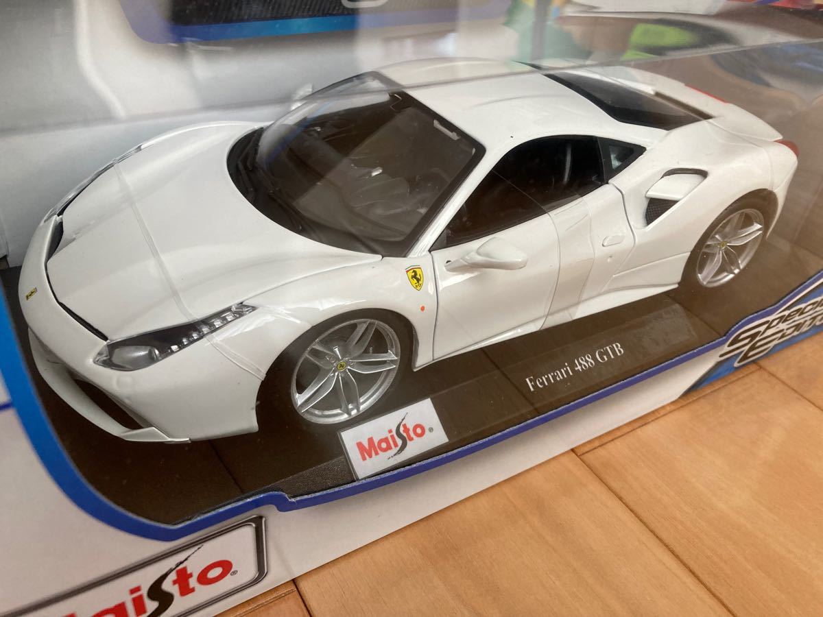 フェラーリ 488GTB 白 マイスト 1/18 ホワイト 新品未開封