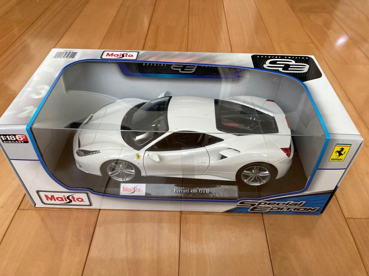 フェラーリ 488GTB 白 マイスト 1/18 ホワイト 新品未開封
