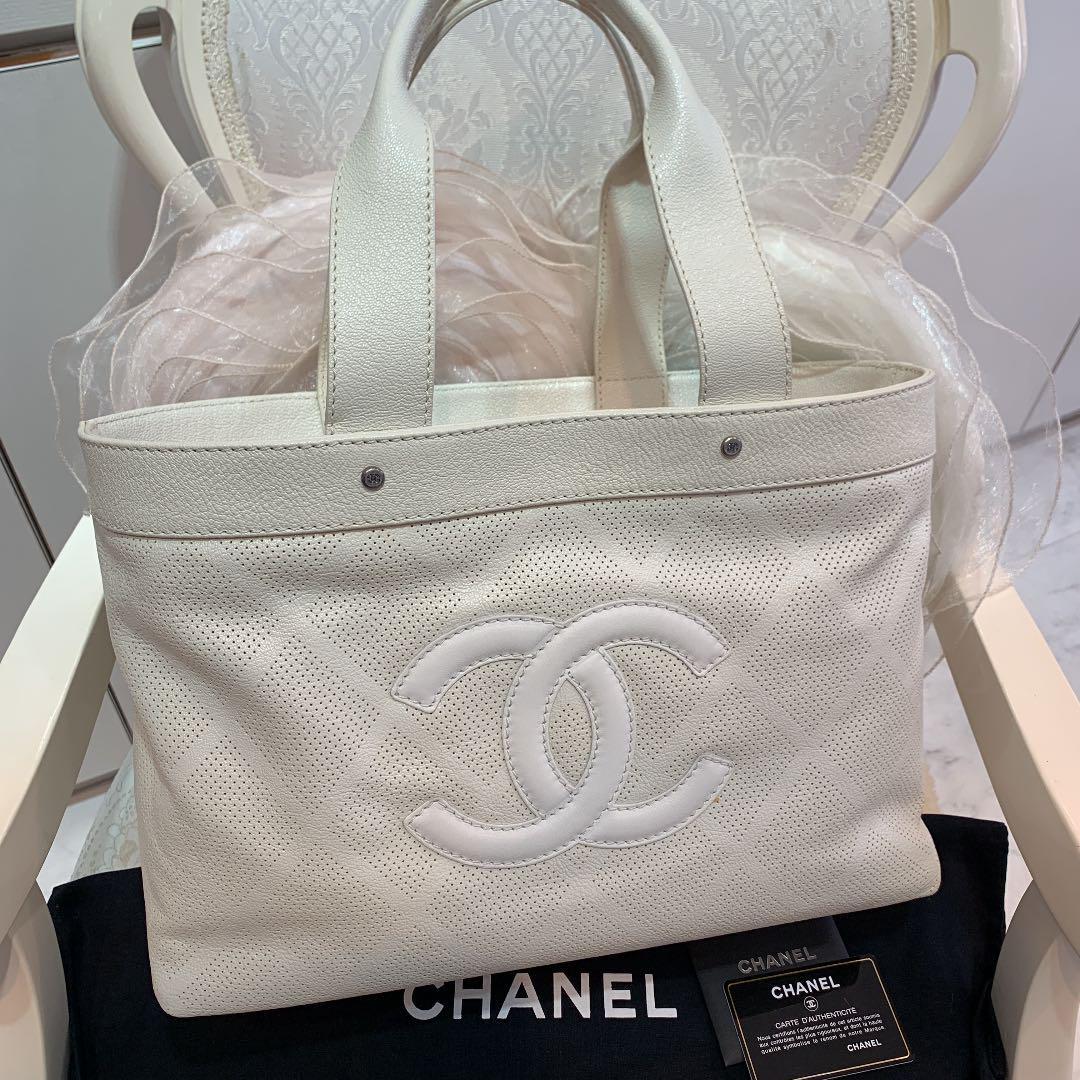 未使用品 CHANEL シャネル トートバッグ パンチング ココマーク 白