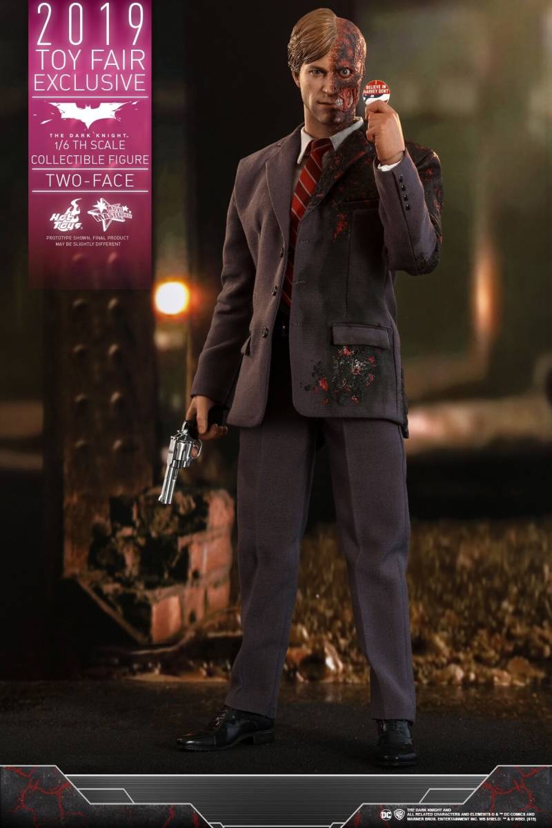 新品 未開封 Hottoys ホットトイズ 1/6 ダークナイト The Dark Knight