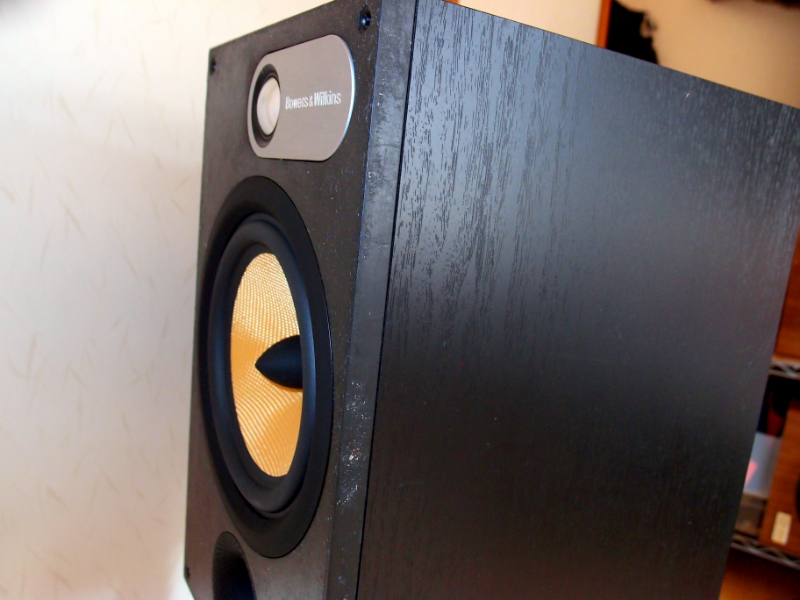 Bowers&Wilkins B&W 685 ブックシェルフ スピーカー ペア Bowers&Wilkins B&W 685 ブックシェルフ スピーカー ペア