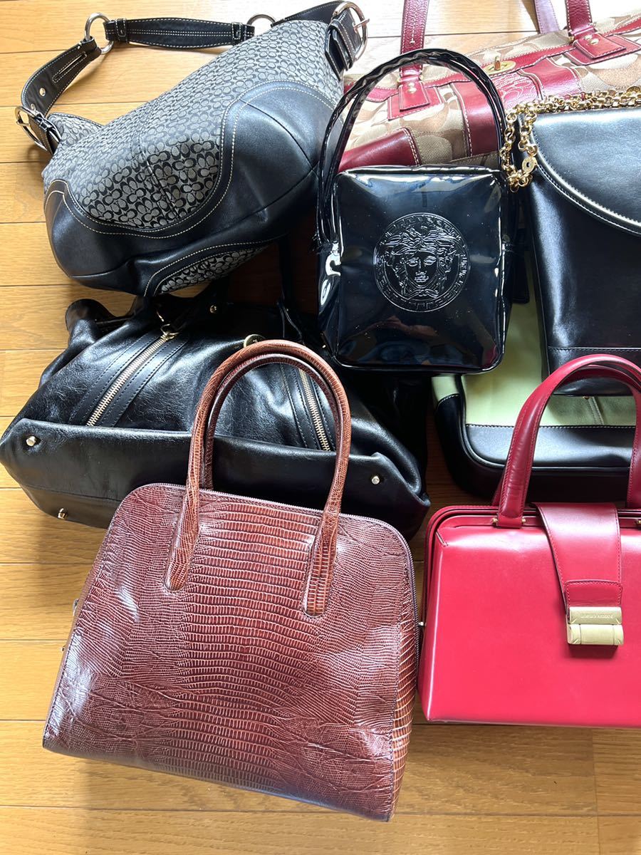 17点 未使用品 含む まとめ 1円 売り バッグ 財布 COACH FURLA kate spade BURBERRY GIORGIO ARMANI Versace Tiffany ゴールドチェーン _画像2