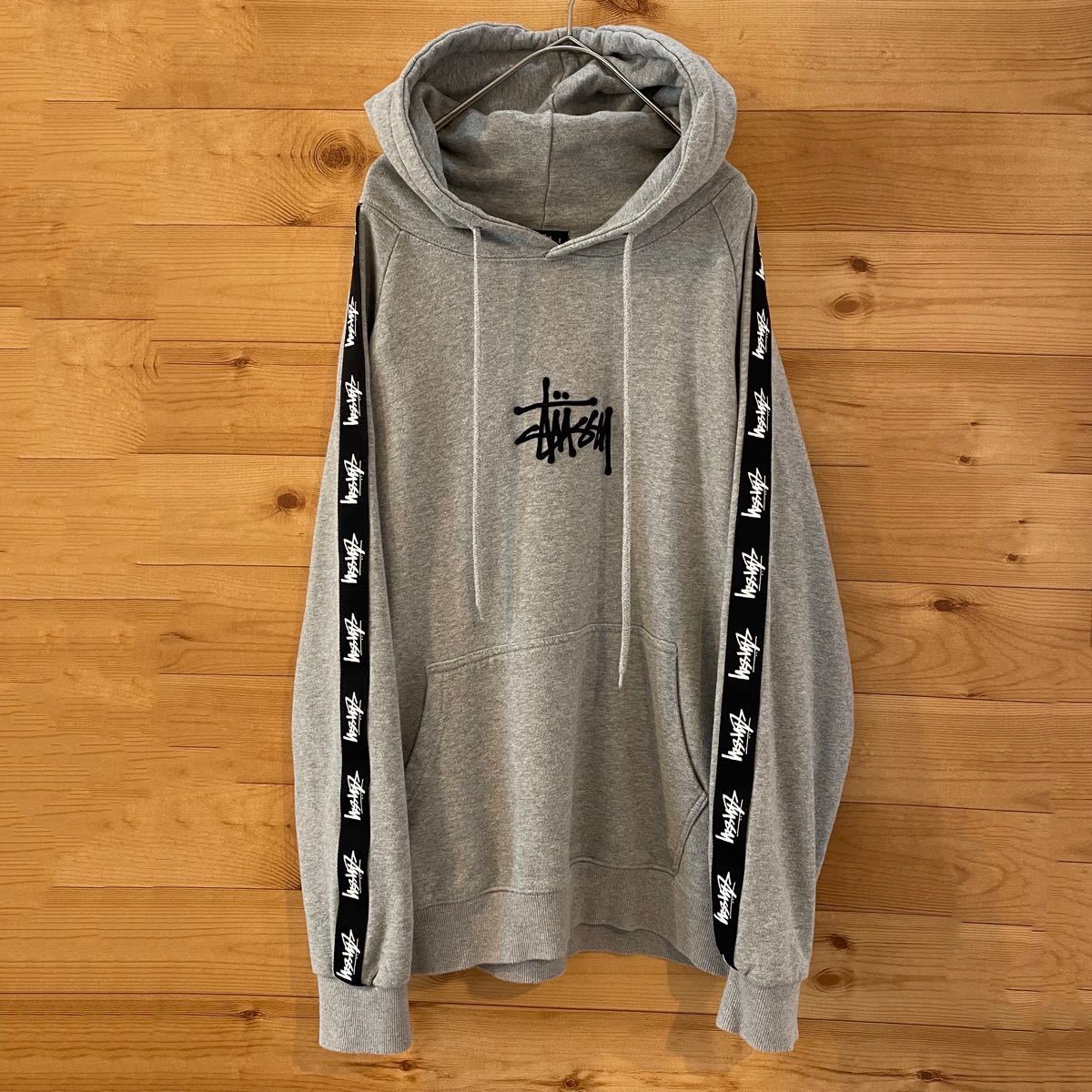 STUSSY】 刺繍ロゴ サイドライン プルオーバー スウェット STUSSY】 刺繍ロゴ サイドライン プルオーバー スウェット
