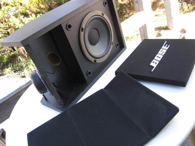 ☆スピーカー BOSE 201-II MUSIC MONITOR ボーズ ミュージックモニター　左1個のみ。（補修あります。）☆_画像2