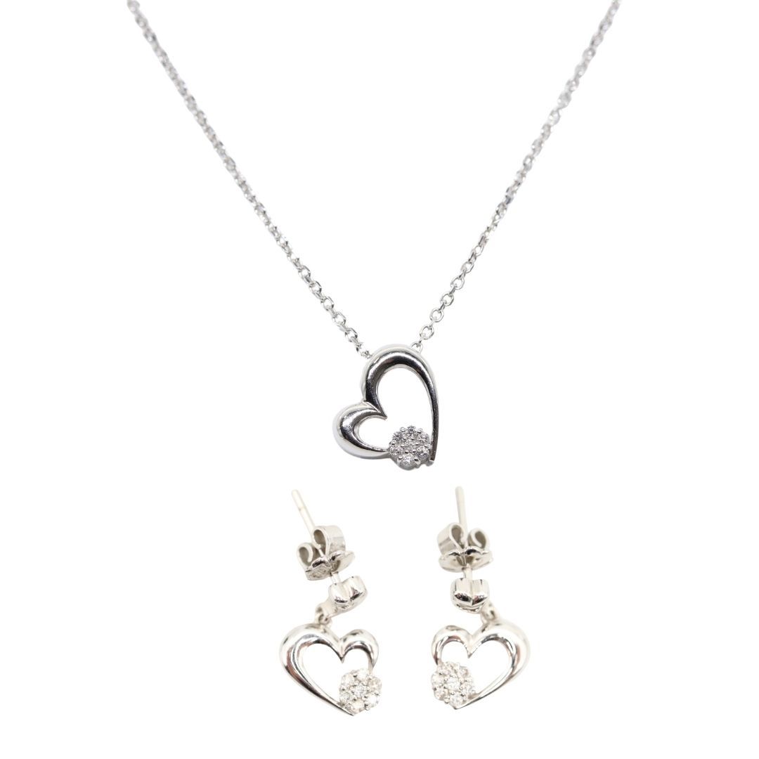 新版 0.21ct(0.07x3) ダイヤモンド 750/K18 ネックレス ペンダント ピアス (01176) セット イヤリング その他