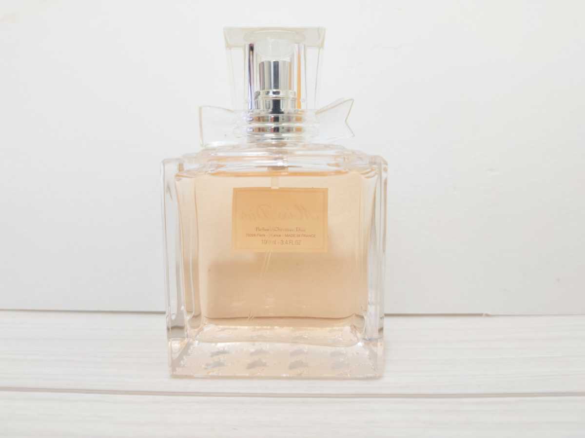 100ml【ほぼ未使用】【送料無料】Christian Dior クリスチャンディオール Miss Dior ミスディオール オードトワレ オードゥトワレ 香水 _画像2