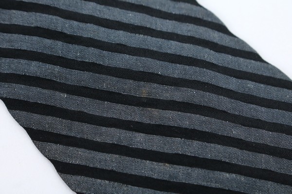  Calvin Klein stripe pattern Italy made brand necktie gray Calvin Klein