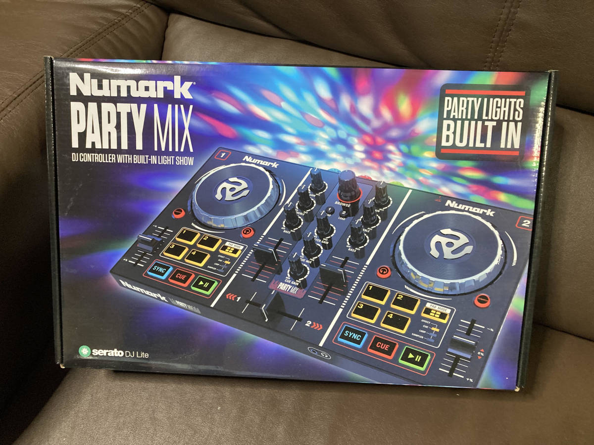 Numark DJコントローラー ポータブル LEDライト 初心者向け Serato DJ Lite 2チャンネル ストリーミング 配信 Party Mix DJコントローラー