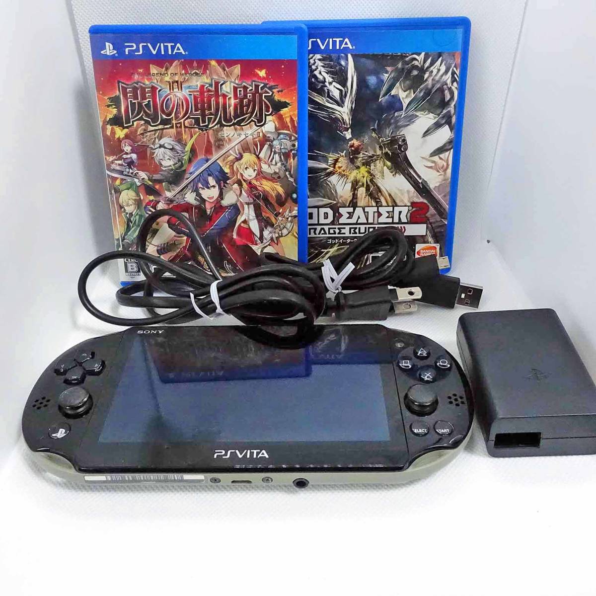 ★☆【動作確認済・送料無料】SONY PS VITA PCH-2000　カーキ/ブラック 中古 ソフト2本付き ソニー playstation ヴィータ☆★