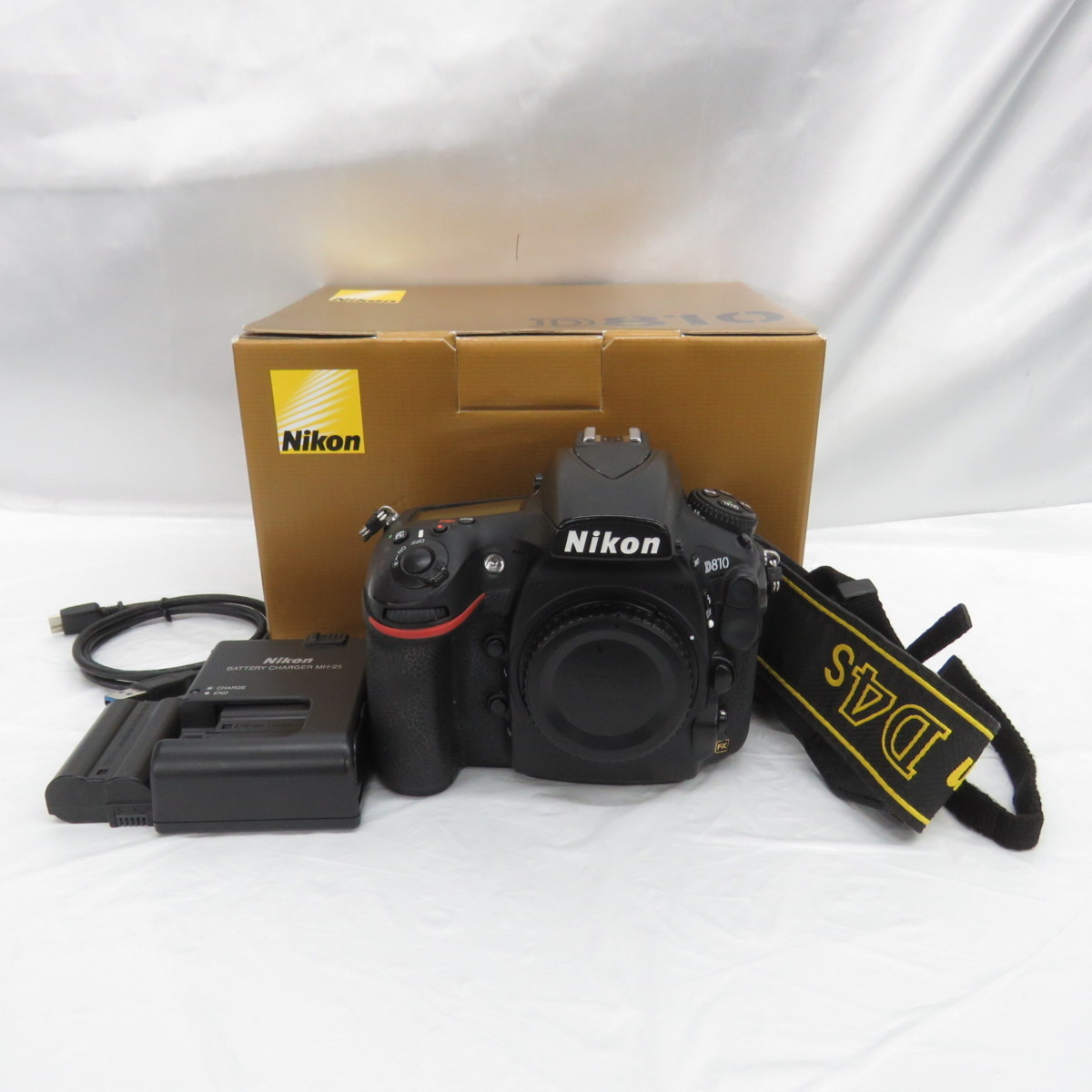 【中古品】Nikon ニコン デジタル一眼レフカメラ D810 ボディ 10960603_画像1