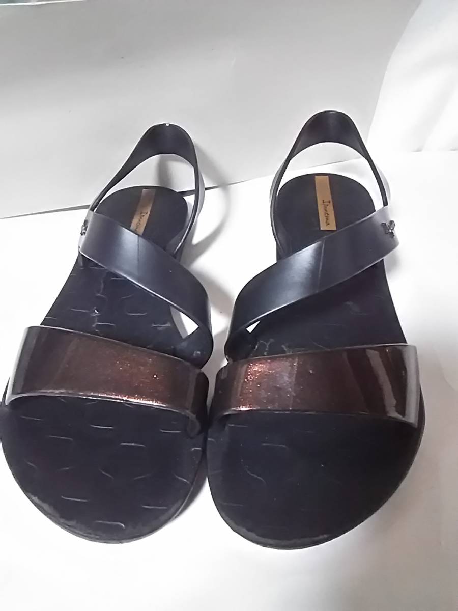 [1 раз использование прекрасный товар ]i панель maIpanema сандалии туфли-лодочки 24cm 38 черный чёрный Brown чай цвет ламе бесформенный нет 