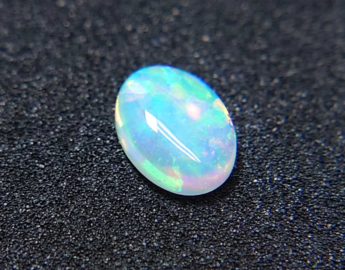 極美品！　オパール　0.48ct オーバル　カボション　ルース（LA-5203）