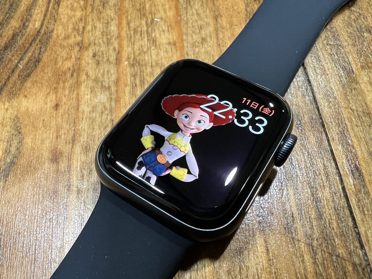美品 Apple watch Series5 スペースグレイアルミニウム GPSモデル 40mm