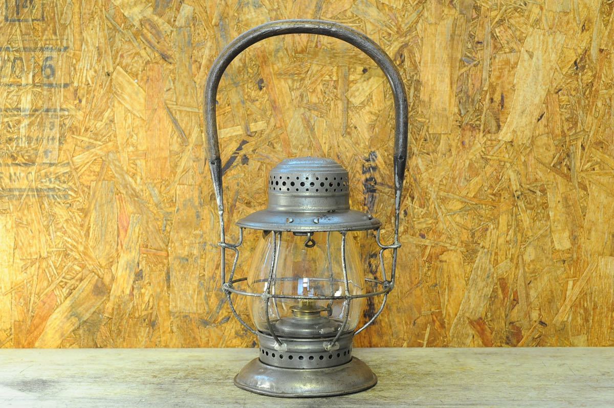 独特な店T.L. Moore SwitchMan's Railroad Lantern / アドレイク デイツ レイルロード ランタン レイルロードランタン Made in USA ライト、ランタン アウトドア、キャンプ、登山 アウトドア、釣り、旅行用品¥30,384-www.firefreeze.com 独特な店T.L. Moore SwitchMan's Railroad Lantern / アドレイク デイツ レイルロード ランタン レイルロードランタン Made in USA ライト、ランタン アウトドア、キャンプ、登山 アウトドア、釣り、旅行用品¥30,384-www.firefreeze.com