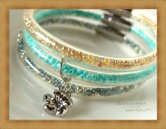 *3 color 3 pcs set * middle . beads ..... skeleton / clear color * bangle / bracele *97