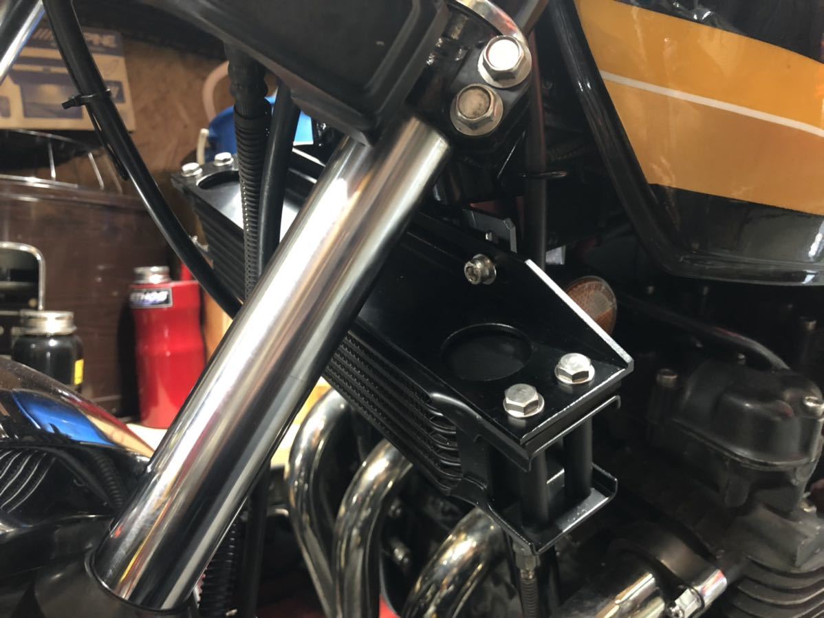z400fx オイルクーラー 新品 ステー アールズ 等の取り付けに z400fx オイルクーラー 新品 ステー アールズ 等の取り付けに